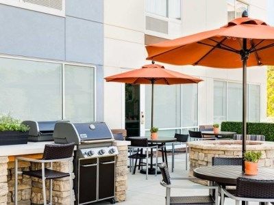 Towneplace Suites By Marriott Dallas Downtown Екстериор снимка